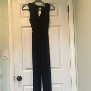 Monteau Black Sleeveless V-Neck Jumpsuit